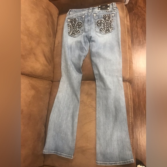 Miss Me Mid-Rise Boot Cut Jeans - Picture 4 of 4